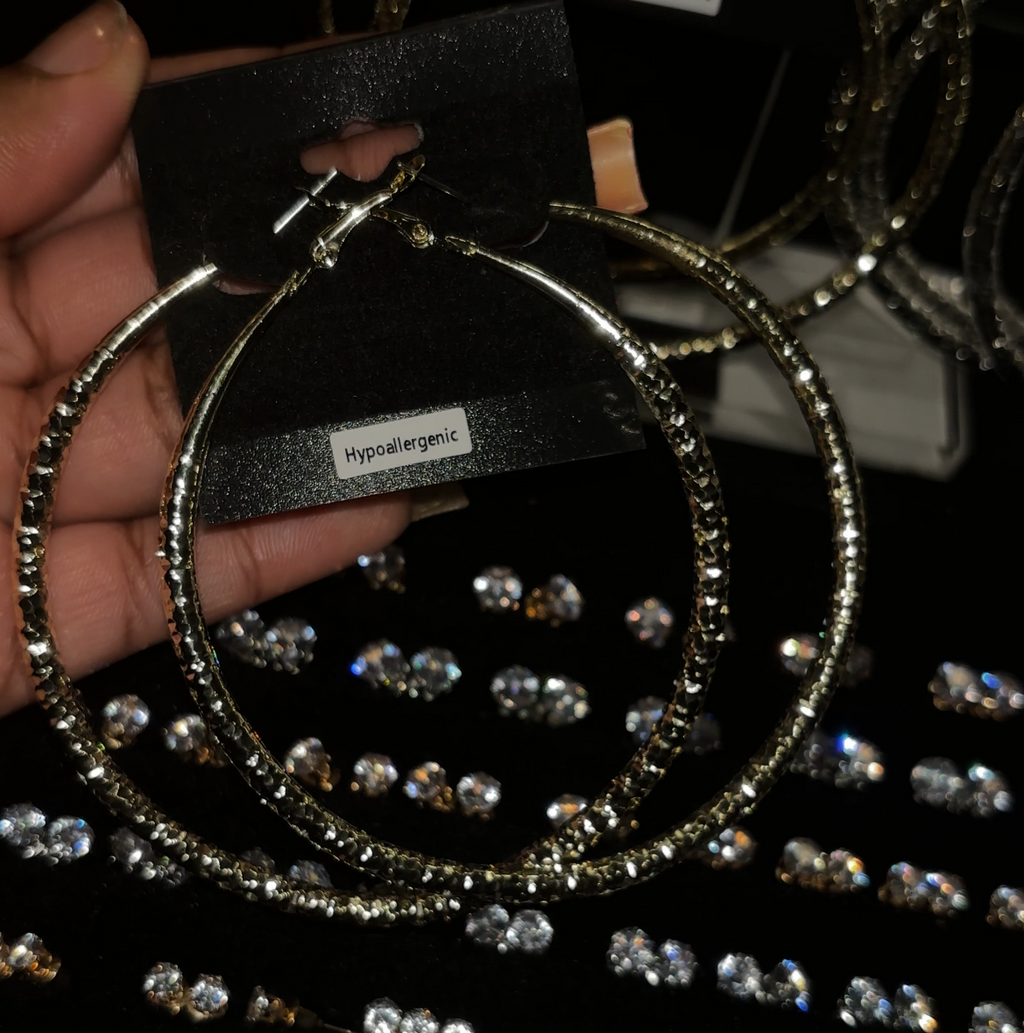 PREMIUM crush hoop earring